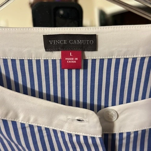 Vince Camuto button up - Picture 3 of 6